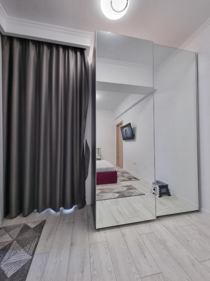 Appartement Faleza Nord apartament de lux nou pe malul marii à Constanţa Extérieur photo